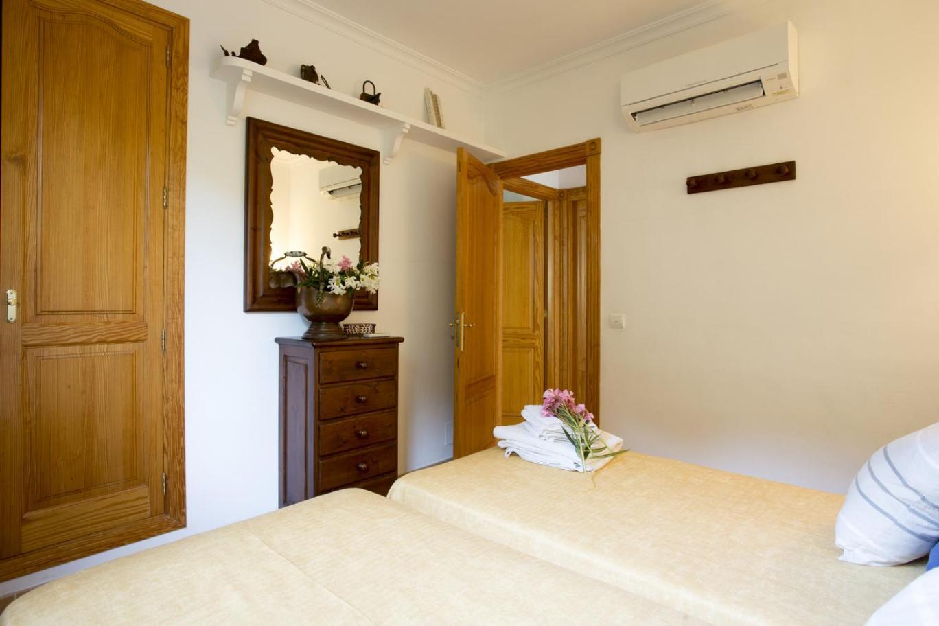 Villa With Private Mountain Ideal Runners Trailers Near Beach Approx 5 Min Walking Beach,Property Belong Puerto Pollensa Villas And Apartments Esterno foto